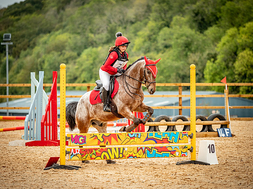 Breach Barn Showjumping (2210) 