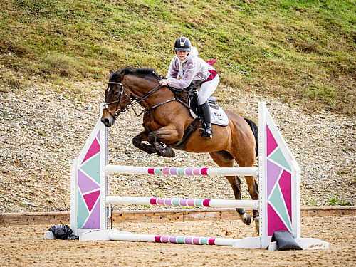 Breach Barn Showjumping (QP2344) 